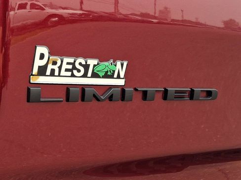 Used 2025 RAM 1500 Limited AWD/4WD image 29