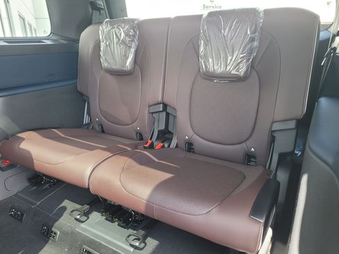 New 2025 Volkswagen ID. Buzz Pro S Plus image 12