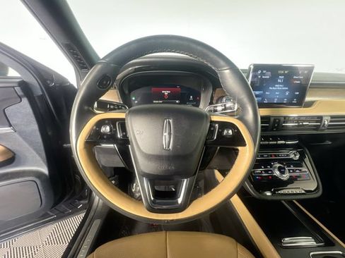 Used 2021 Lincoln Corsair Reserve FWD image 14