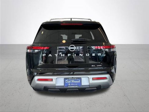Certified 2024 Nissan Pathfinder SL AWD/4WD image 9
