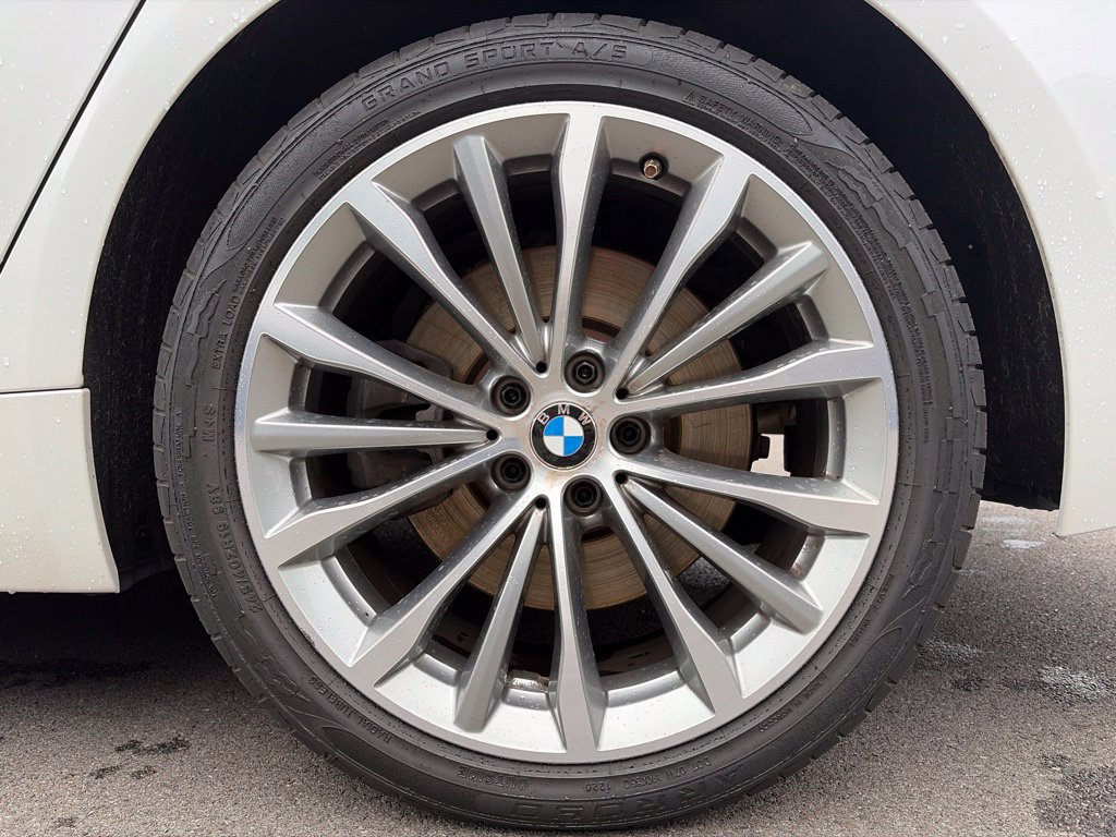 Used 2022 BMW 540i xDrive AWD/4WD image 22