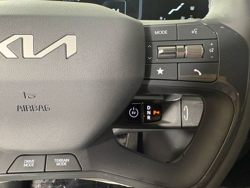 New 2026 Kia EV9 Wind AWD/4WD image 26