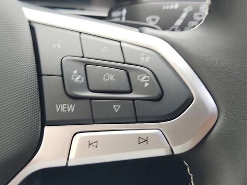 New 2026 Volkswagen Atlas Cross Sport SE image 23