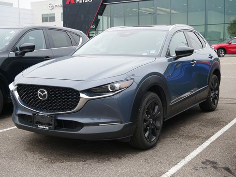 Used 2024 MAZDA CX-30 AWD 2.5 S w/ Preferred Package image 3