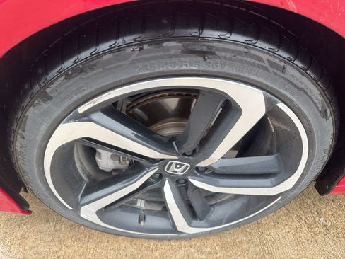 Used 2021 Honda Accord Sport image 9