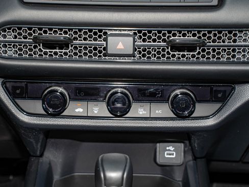 Certified 2024 Honda HR-V Sport image 22