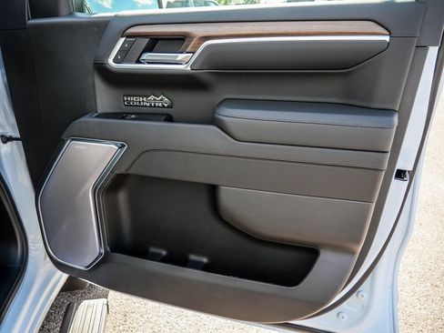 New 2026 Chevrolet Silverado 1500 High Country AWD/4WD image 25