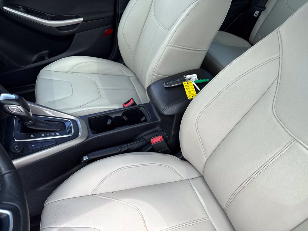 Used 2018 Ford Focus Titanium FWD image 24