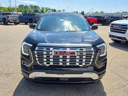 New 2026 GMC Terrain Denali w/ LPO, Floor Liner Package AWD/4WD image 32