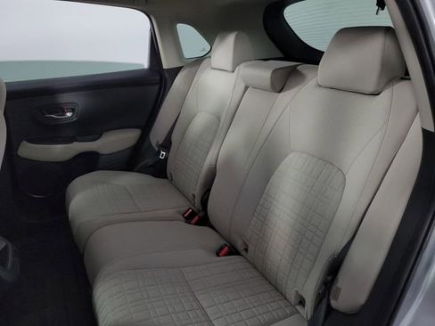 Used 2025 Honda HR-V LX image 17