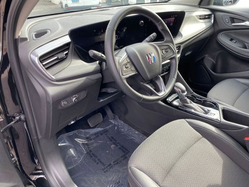 Used 2025 Buick Encore GX Preferred image 34