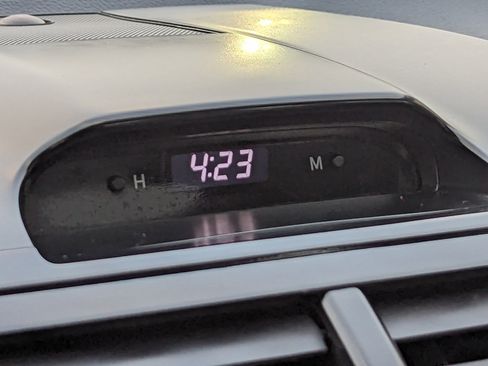 Used 2014 Toyota Camry XLE image 15