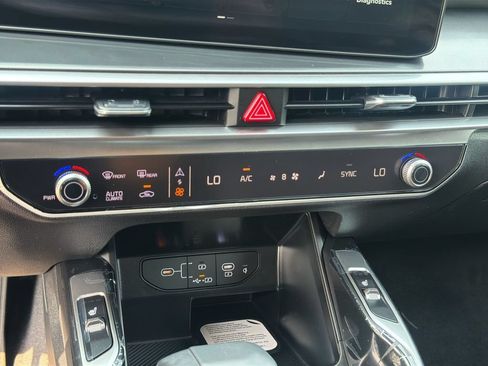 New 2026 Kia Sorento S w/ S Panoramic Sunroof Package AWD/4WD image 22