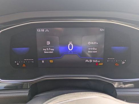 Used 2022 Volkswagen Jetta SE image 23