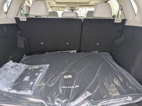 New 2026 Nissan Rogue SV FWD image 30