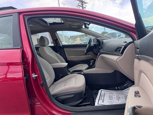 Used 2017 Hyundai Elantra Value Edition w/ Cargo Package image 19