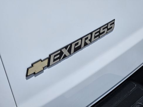 Used 2024 Chevrolet Express 2500 w/ Driver Convenience Package RWD image 28
