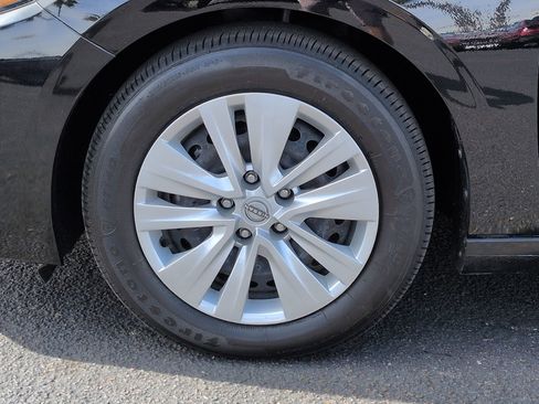 Certified 2025 Nissan Sentra S image 11