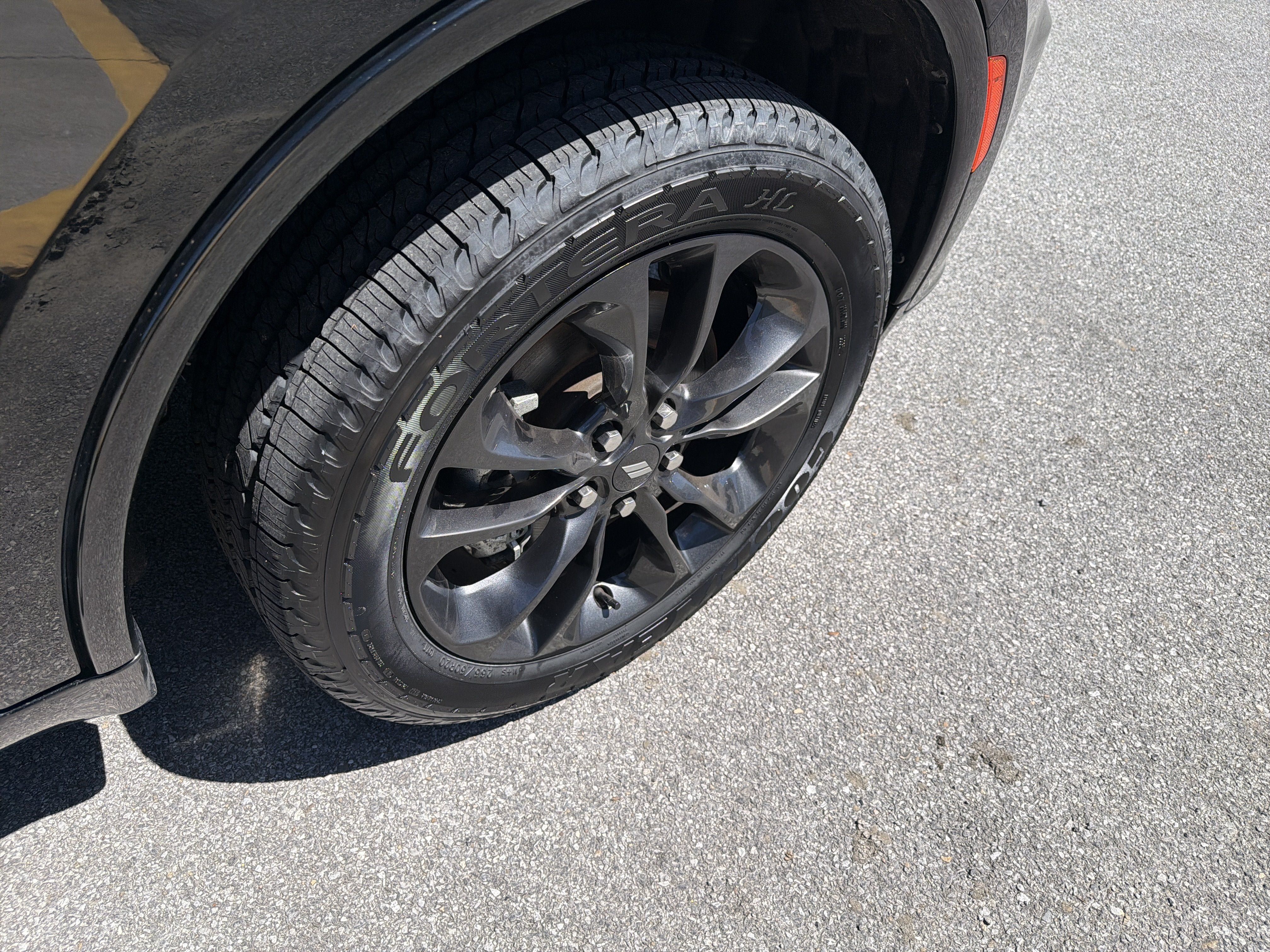 Used 2022 Dodge Durango GT AWD/4WD image 32