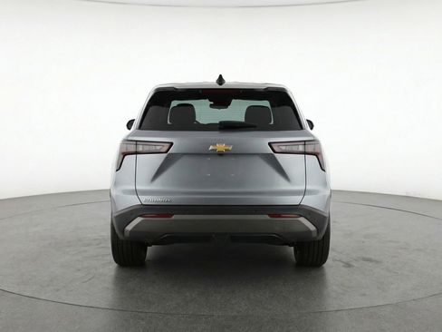 Used 2025 Chevrolet Equinox LT image 7