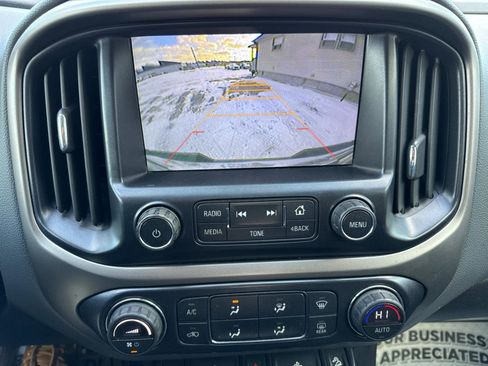 Used 2015 Chevrolet Colorado Z71 image 19