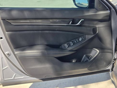 Used 2022 Honda Accord Sport image 19
