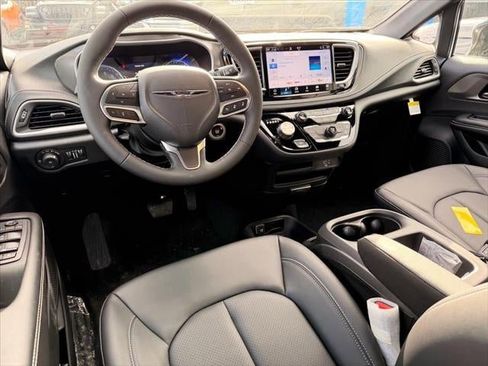 New 2026 Chrysler Pacifica Select image 33