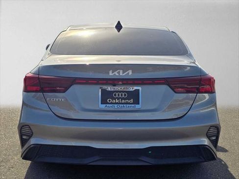 Used 2024 Kia Forte LXS FWD image 4