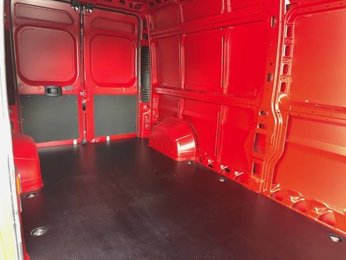 New 2025 RAM ProMaster 3500 w/ Quick Order Package 24G SLT image 7