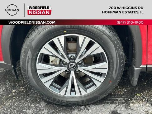 Certified 2023 Nissan Rogue SV w/ SV Premium B Package AWD/4WD image 9