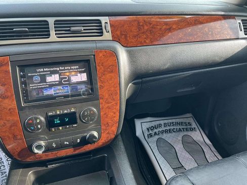 Used 2012 Chevrolet Tahoe LT image 18