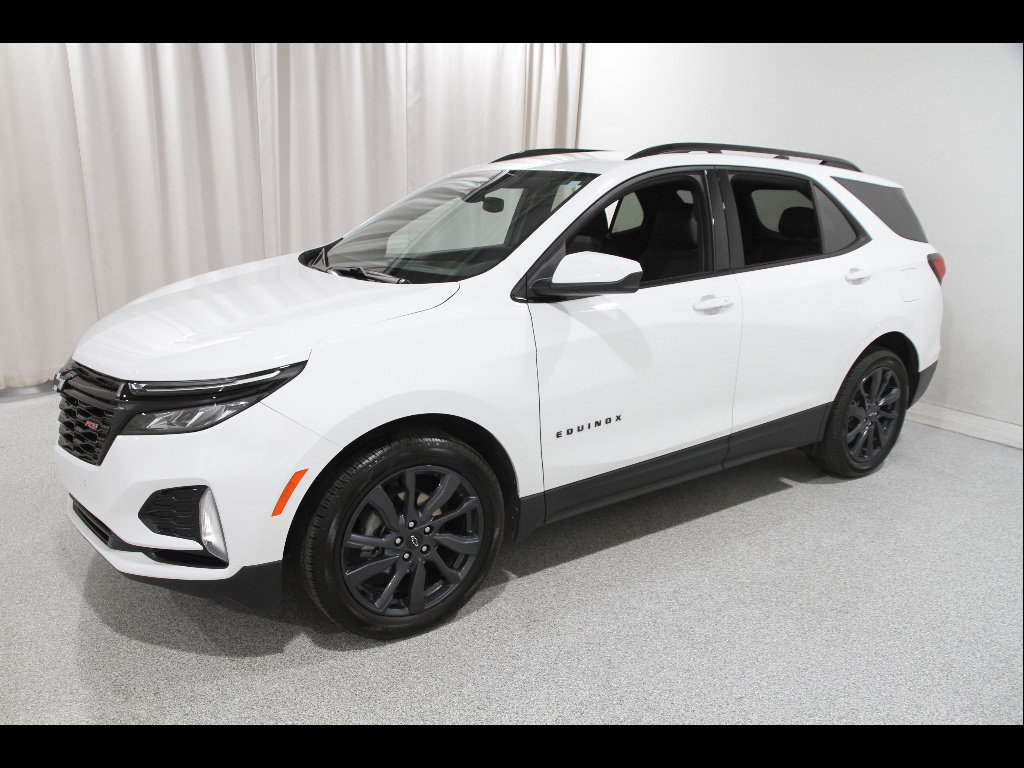 Certified 2024 Chevrolet Equinox RS FWD image 3