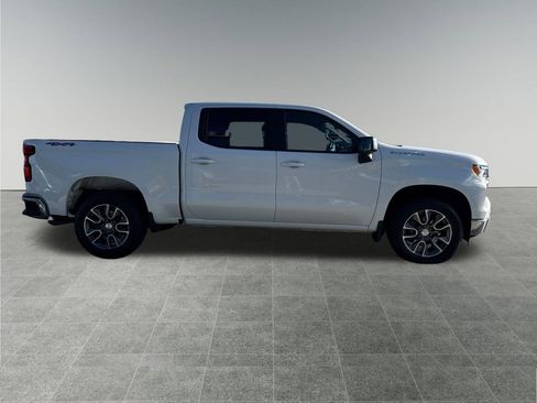 Used 2022 Chevrolet Silverado 1500 LT image 7