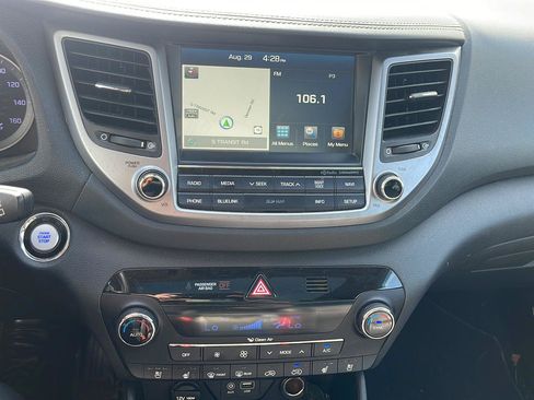 Used 2016 Hyundai Tucson Limited w/ Option Group 03 AWD/4WD image 10