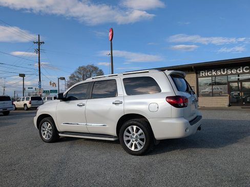 Used 2019 Toyota Sequoia Platinum image 9