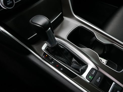 Certified 2022 Honda Accord Sport image 24