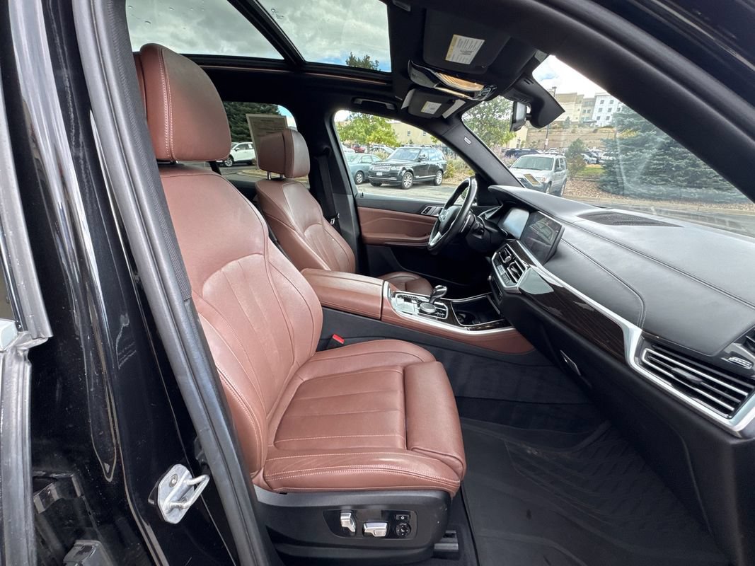 Used 2019 BMW X5 xDrive40i w/ Luxury Seating Package AWD/4WD image 16