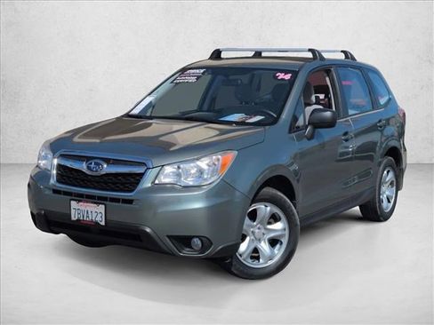 Used 2014 Subaru Forester 2.5i image 1