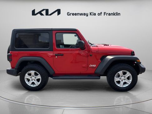 Used 2020 Jeep Wrangler Sport AWD/4WD image 8