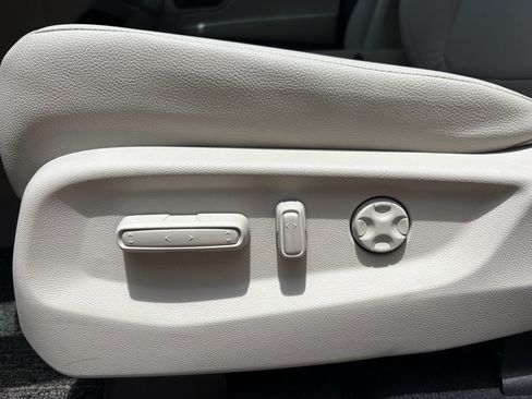 Certified 2026 Honda Odyssey EX-L image 26