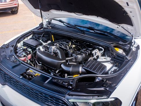 Used 2022 Dodge Durango GT image 40