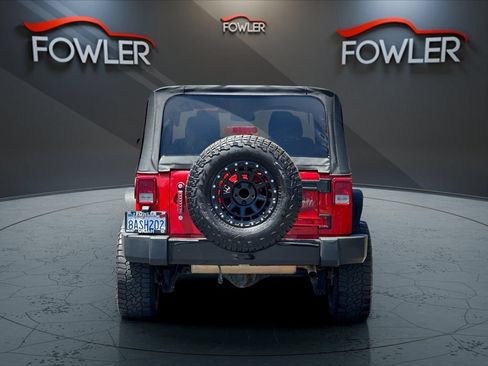 Used 2014 Jeep Wrangler Sport AWD/4WD image 4