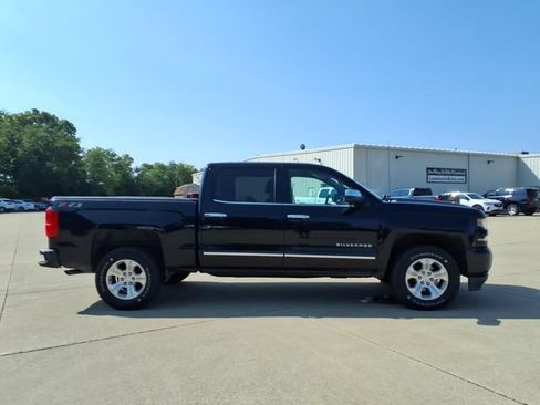Used 2018 Chevrolet Silverado 1500 LTZ Z71 AWD/4WD image 22