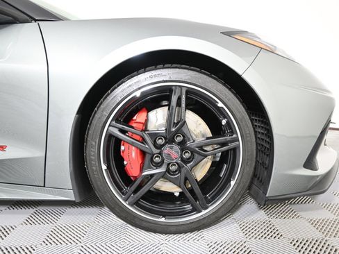 Used 2022 Chevrolet Corvette Stingray Premium Conv w/ Z51 Performance Package image 15