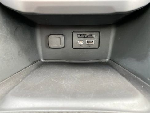 Used 2023 GMC Acadia AT4 w/ Technology Package image 45