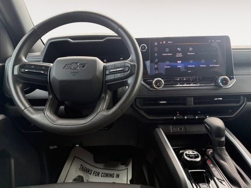 Used 2024 Chevrolet Colorado Trail Boss w/ Technology Package image 2