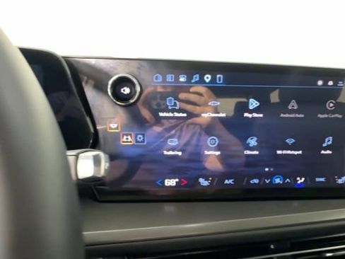 New 2026 Chevrolet Traverse LT w/ Driver Confidence Package FWD image 36