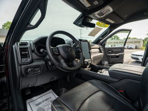 Used 2023 RAM 2500 Limited AWD/4WD image 24