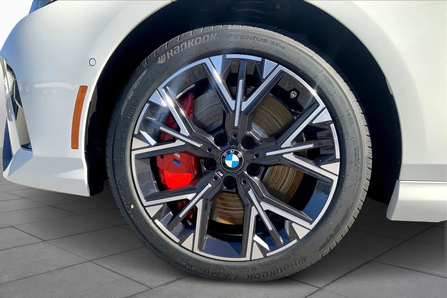 Used 2026 BMW M235i xDrive w/ Technology Package AWD/4WD image 11