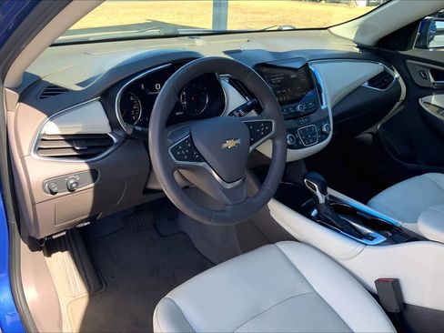 Used 2023 Chevrolet Malibu LT image 18